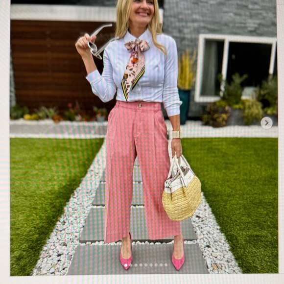 CAbi Pink Cruise Crop - Picture 8 of 8